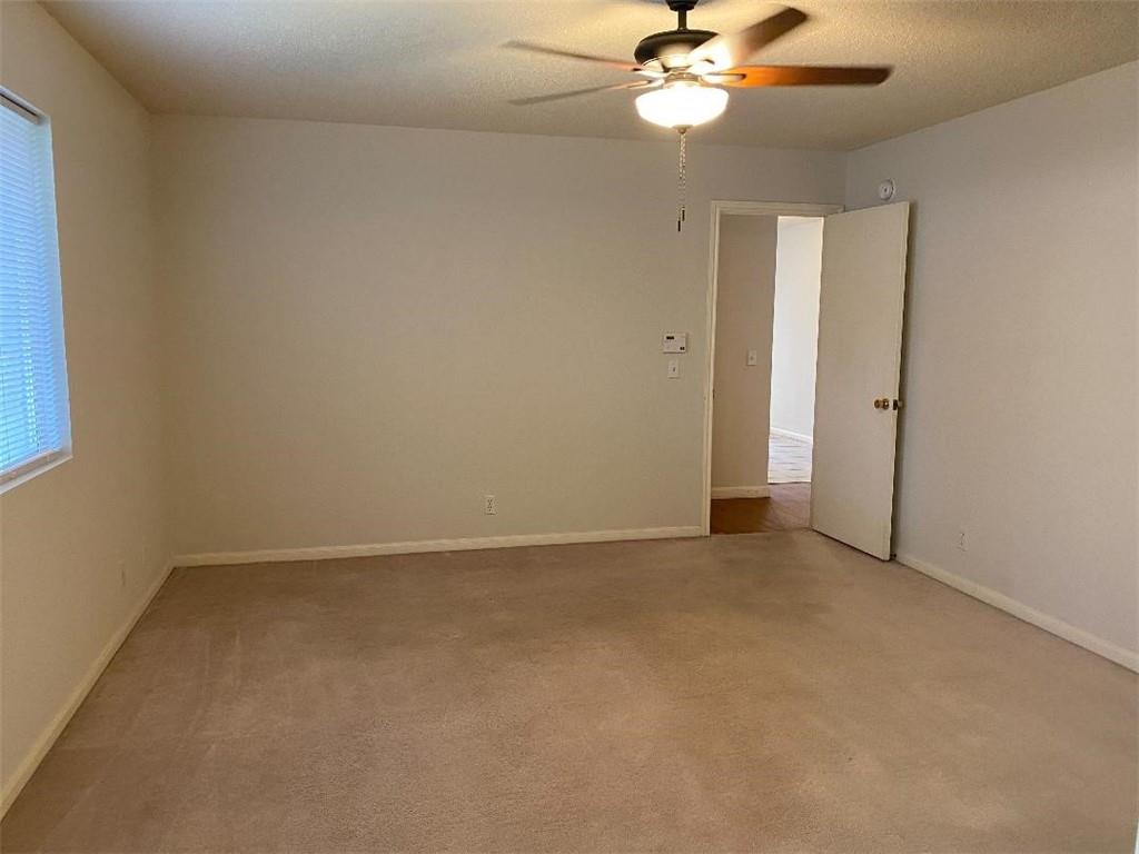 4000 Barlow Dr, Round Rock, TX 78681