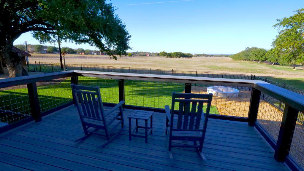 1115 County Road 414, Spicewood, TX 78669