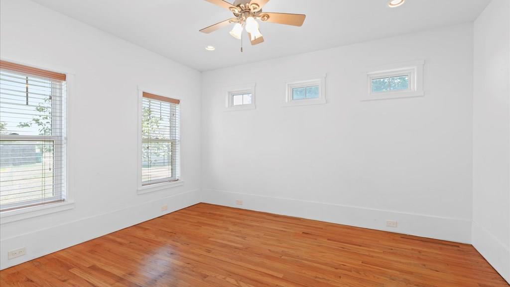 633 Academy St, Blanco, TX 78606