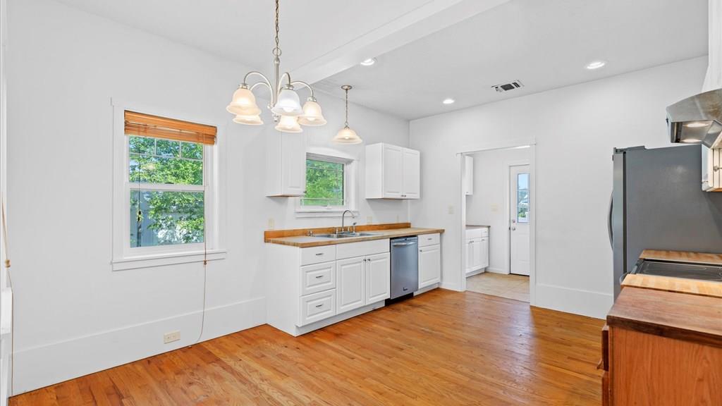 633 Academy St, Blanco, TX 78606