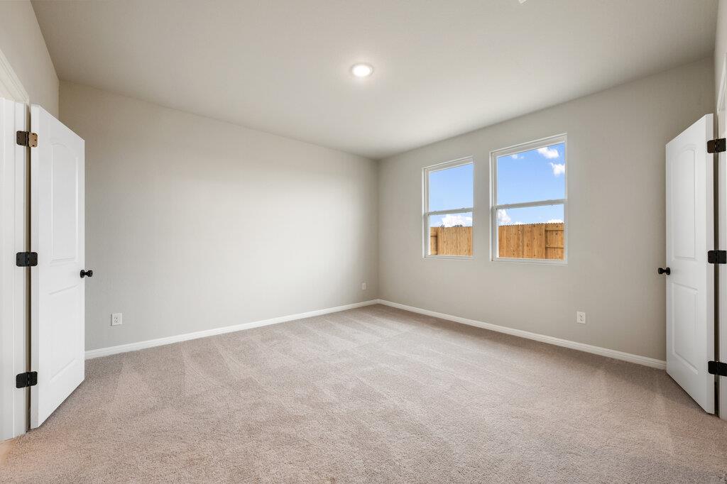 609 Henry Milton Rd, Georgetown, TX 78626