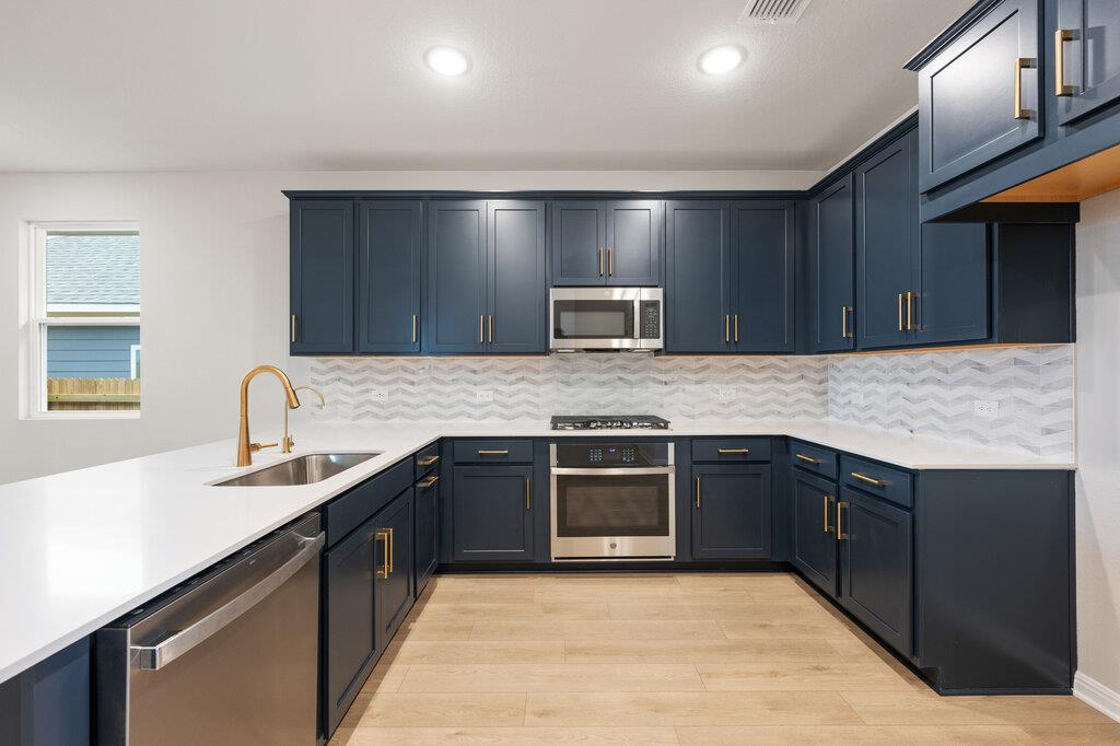 609 Henry Milton Rd, Georgetown, TX 78626