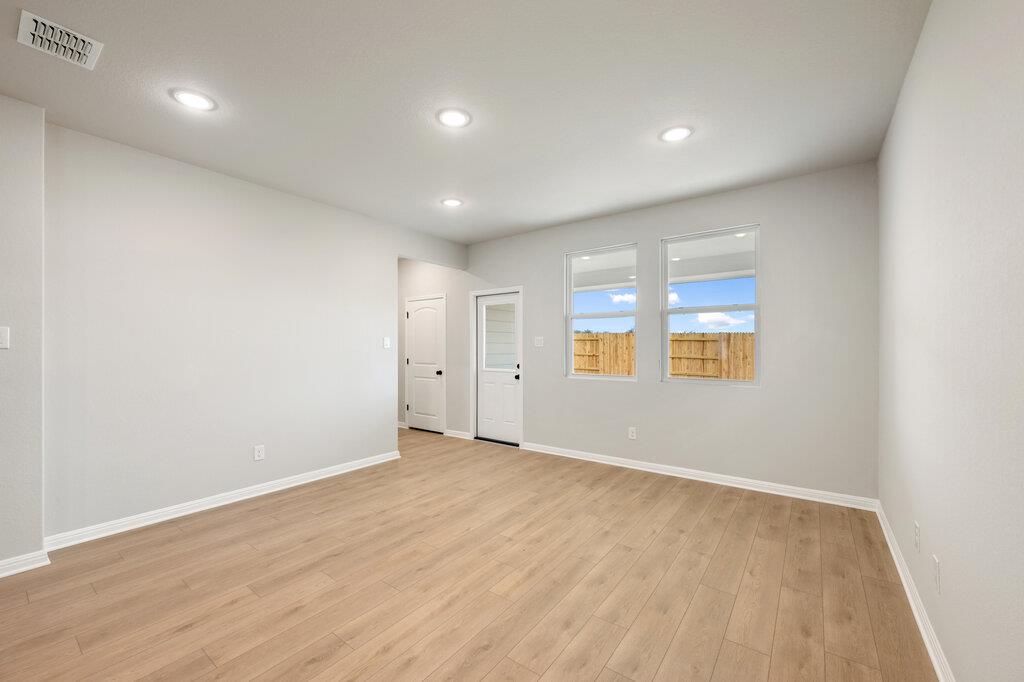 609 Henry Milton Rd, Georgetown, TX 78626