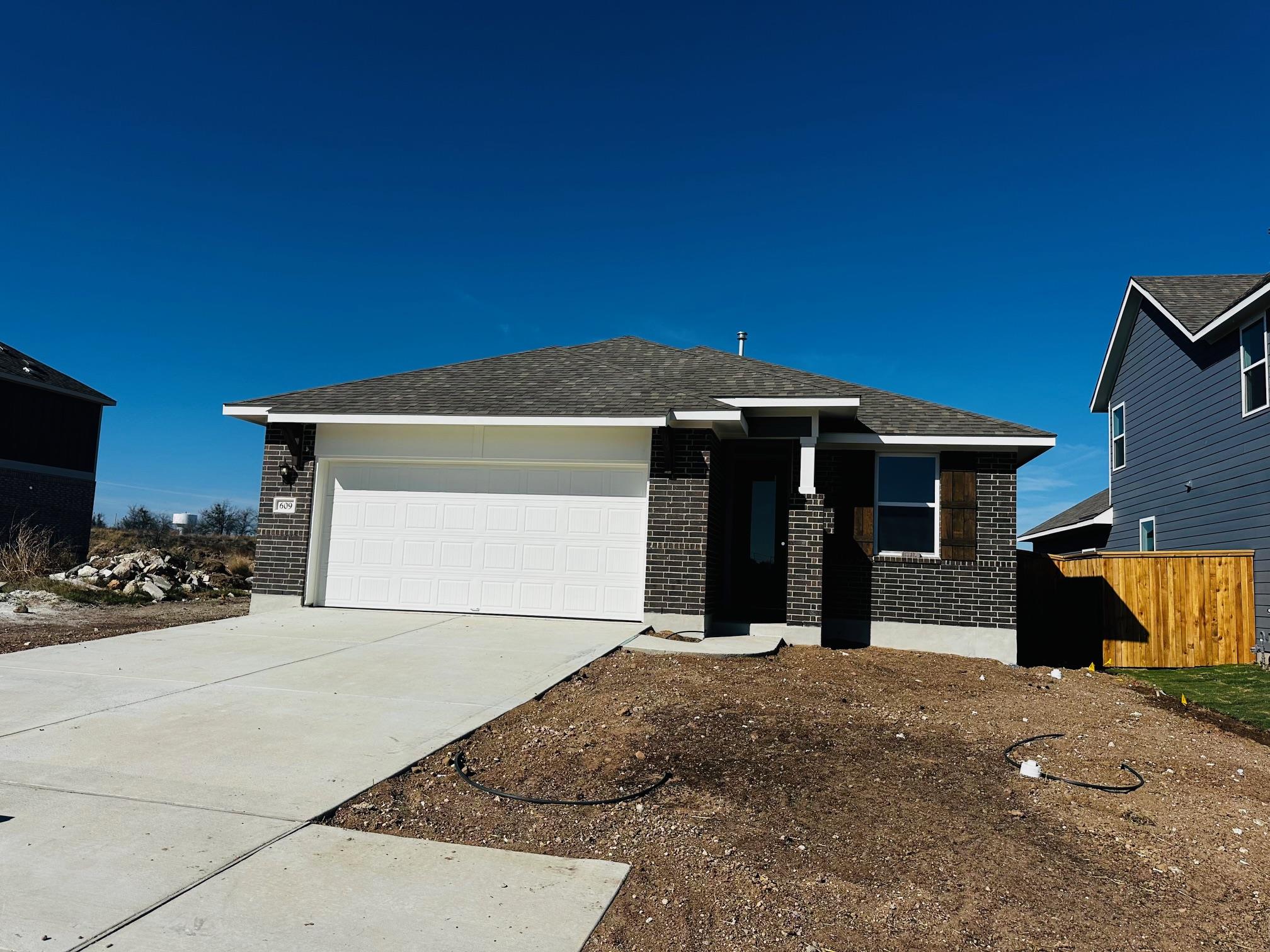 609 Henry Milton Rd, Georgetown, TX 78626