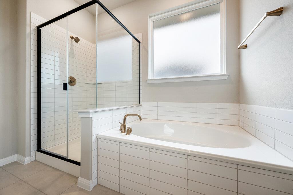 609 Henry Milton Rd, Georgetown, TX 78626