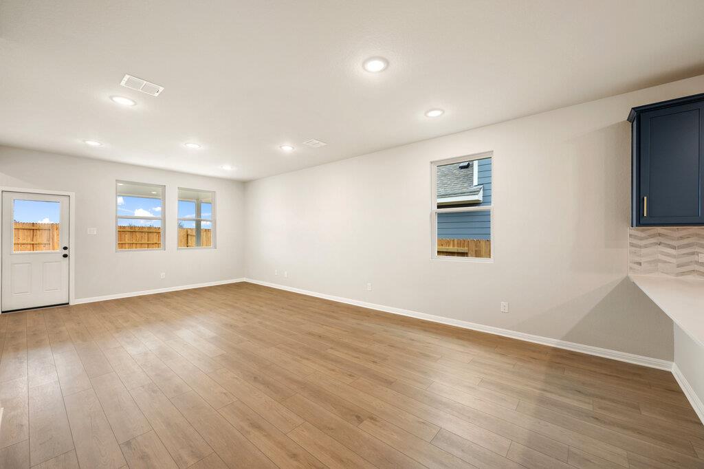 609 Henry Milton Rd, Georgetown, TX 78626