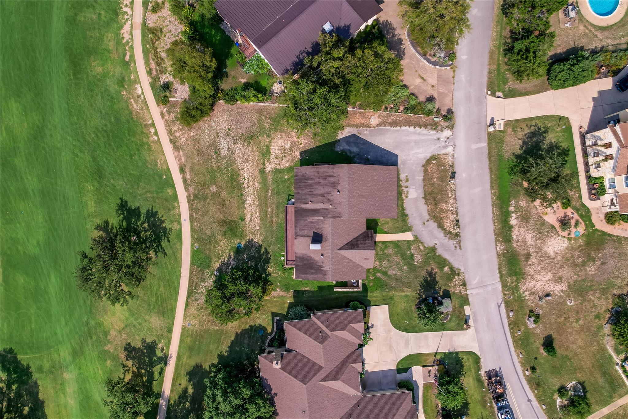 302 Seawind St, Lakeway, TX 78734