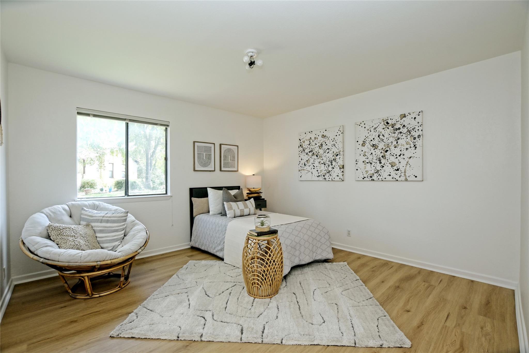 302 Seawind St, Lakeway, TX 78734