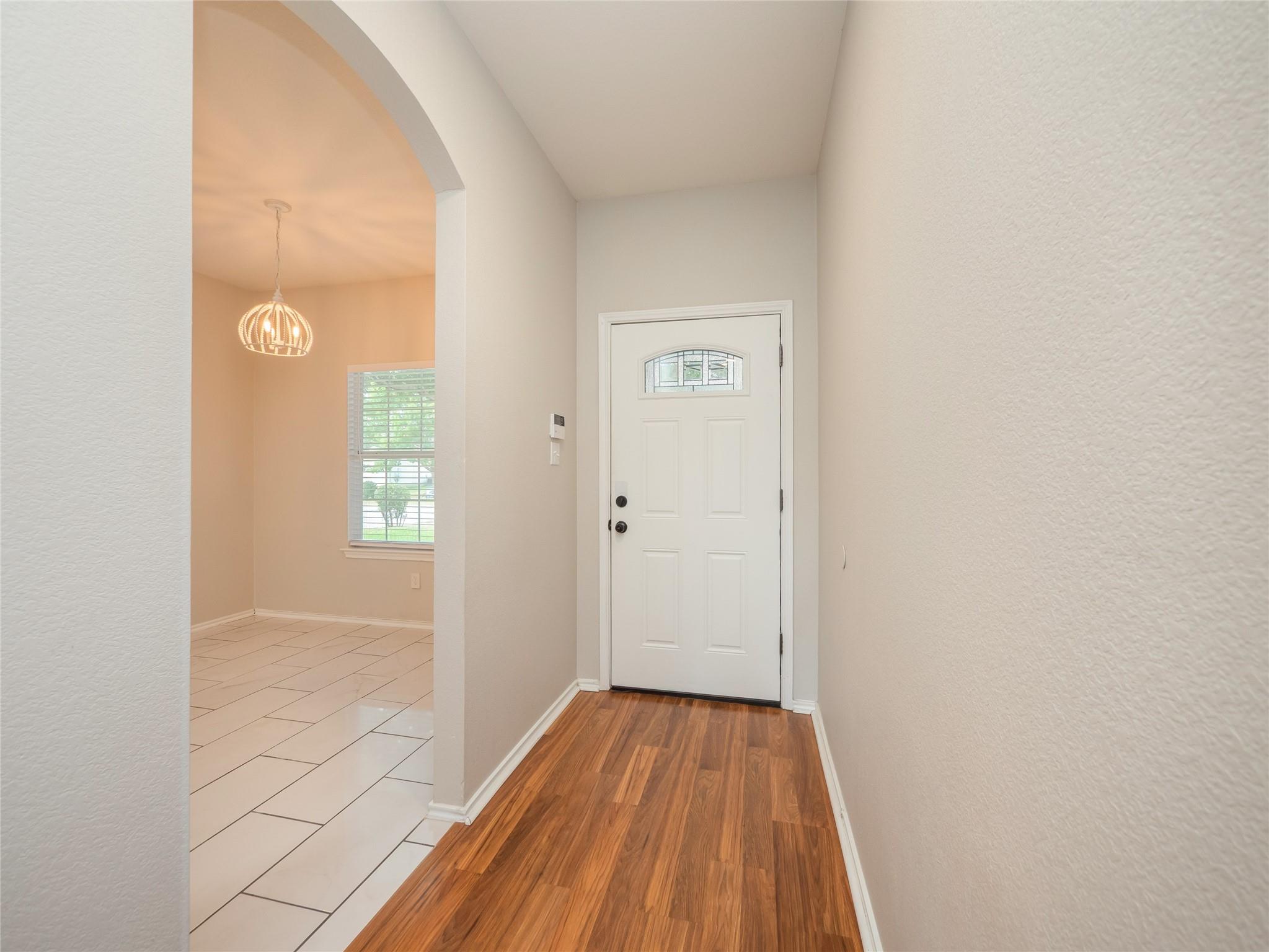 115 N Brown St, Hutto, TX 78634