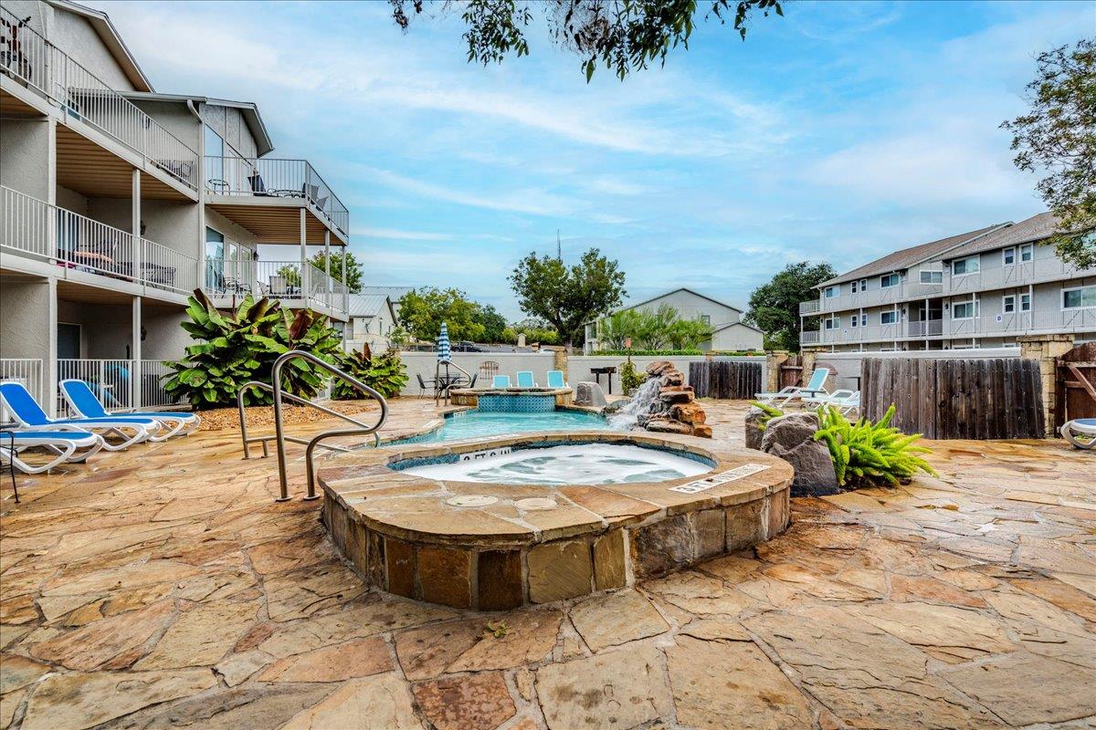 730 E Mather St # L 303, New Braunfels, TX 78130