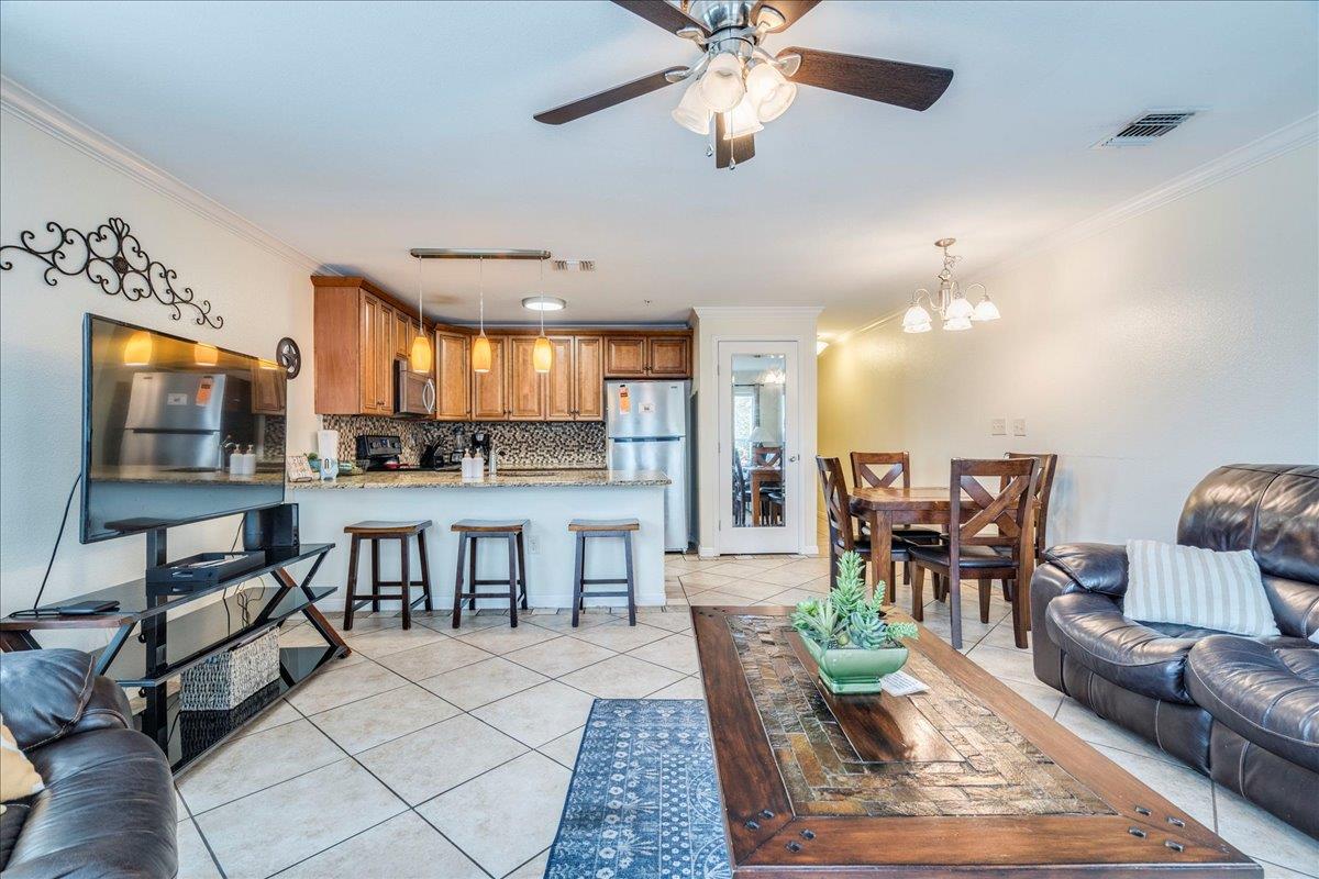 730 E Mather St # L 303, New Braunfels, TX 78130