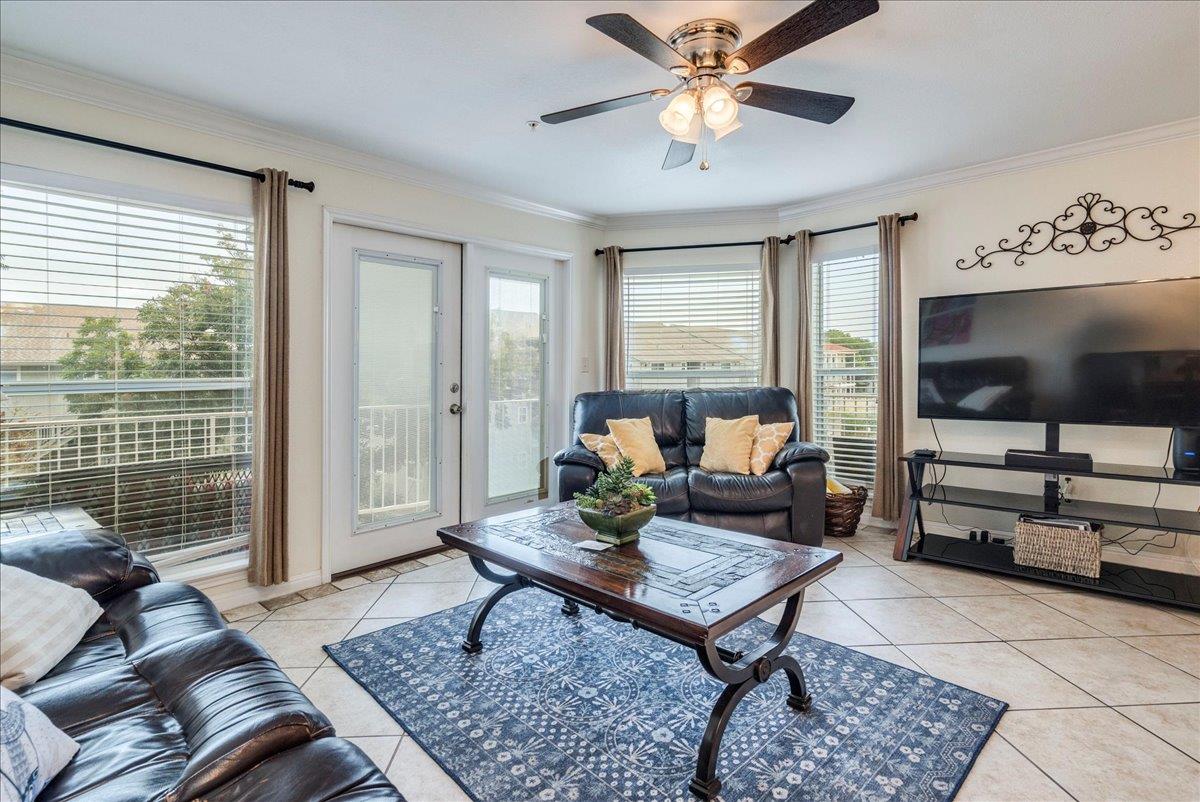 730 E Mather St # L 303, New Braunfels, TX 78130