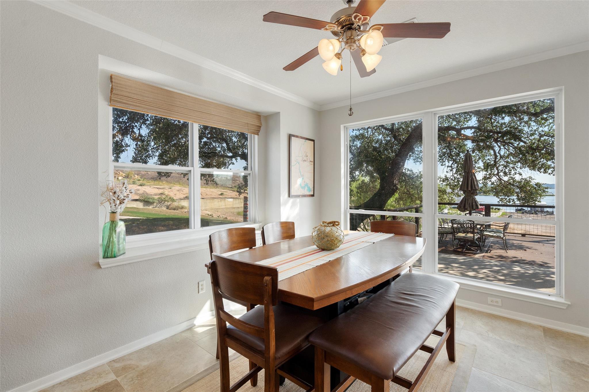 1526 Hilltop Dr, Granite Shoals, TX 78654