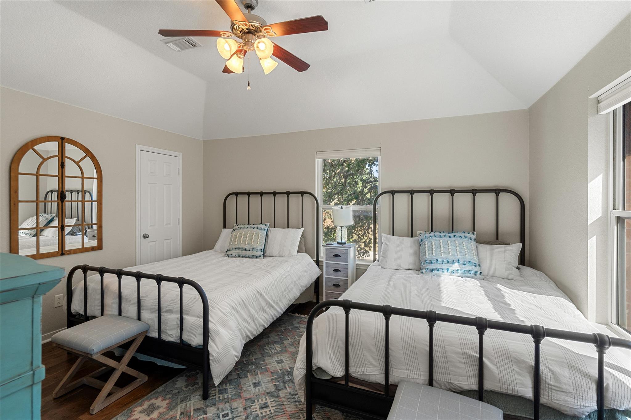 1526 Hilltop Dr, Granite Shoals, TX 78654