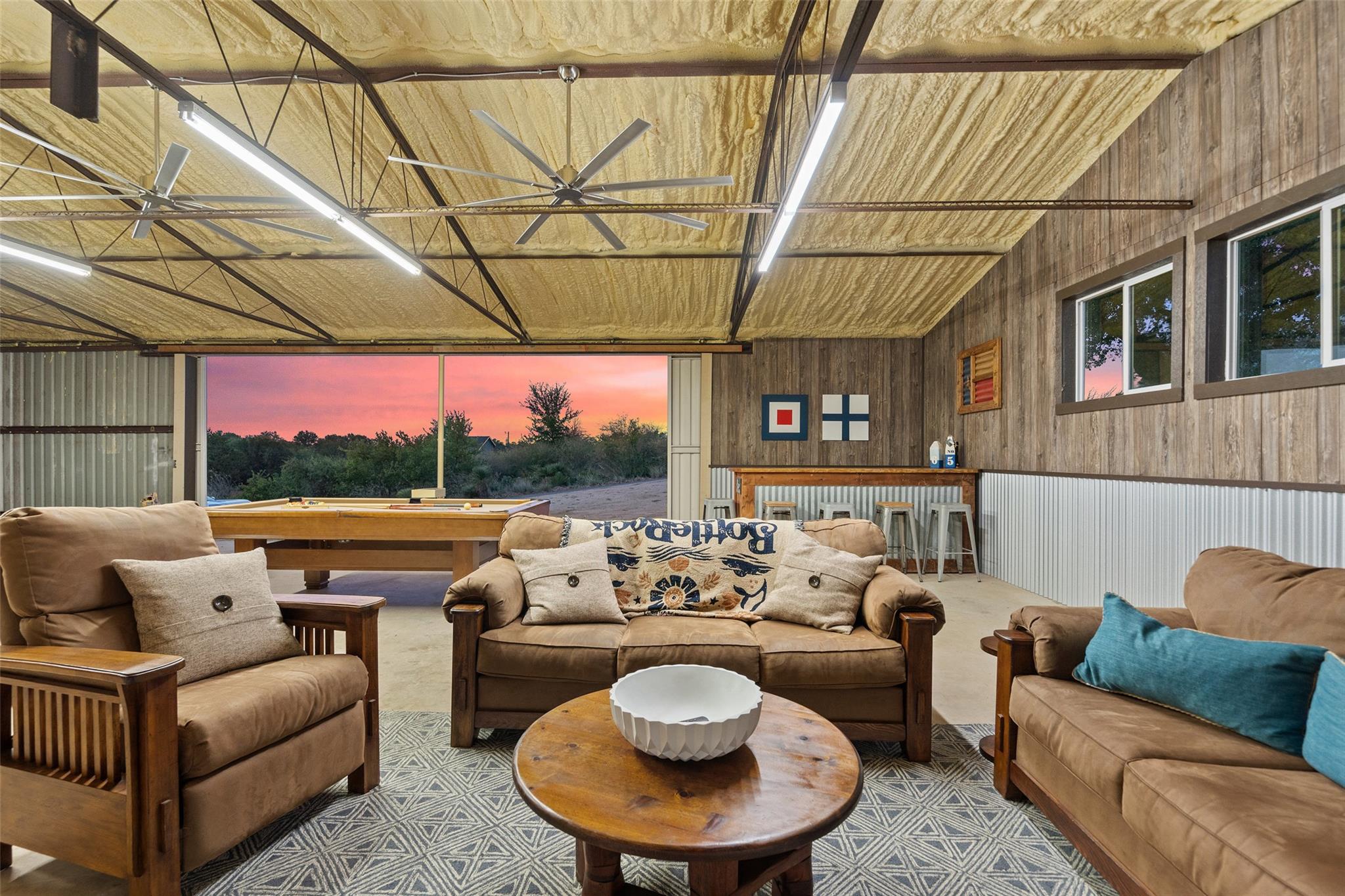 1526 Hilltop Dr, Granite Shoals, TX 78654