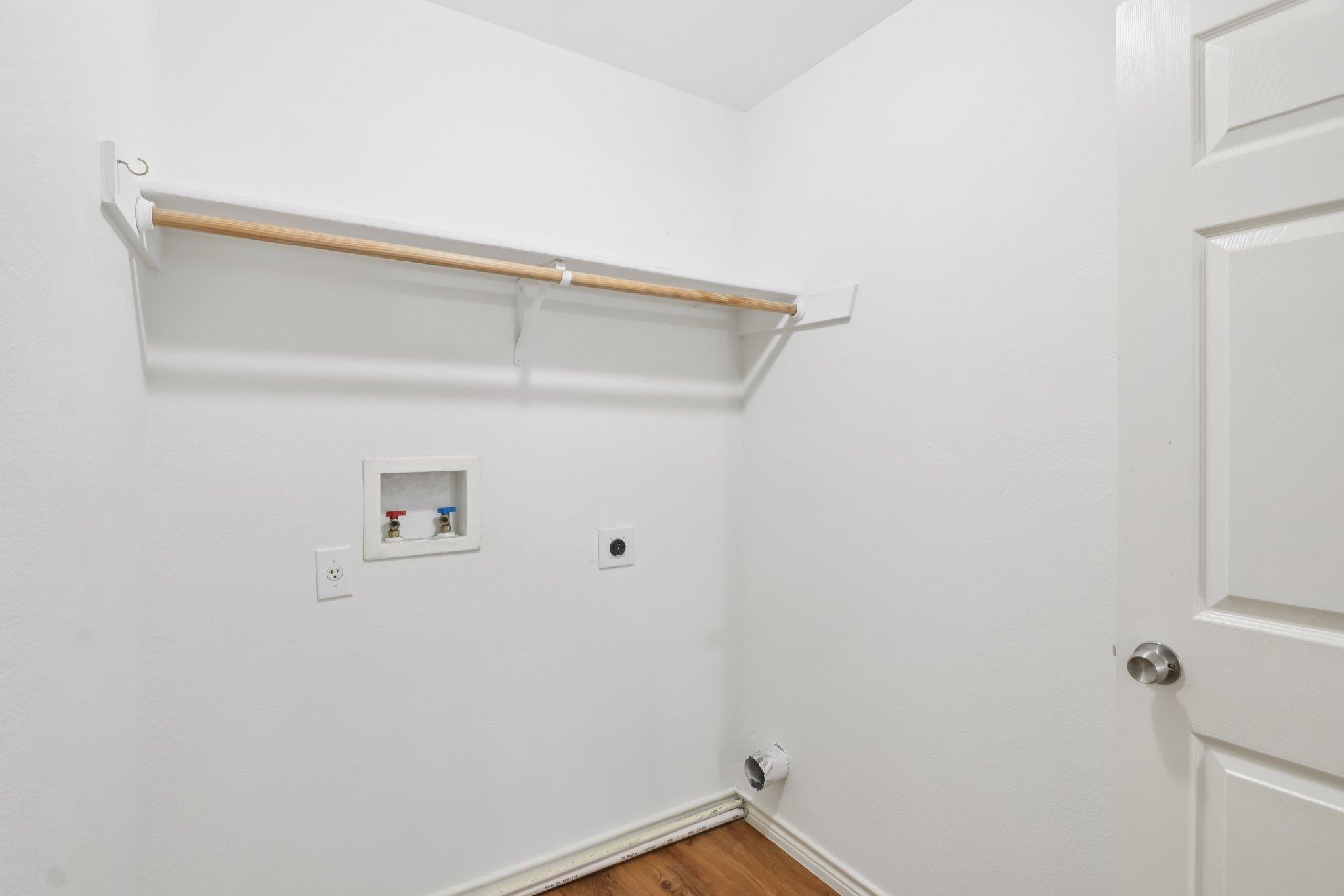 681 W South St, Bertram, TX 78605