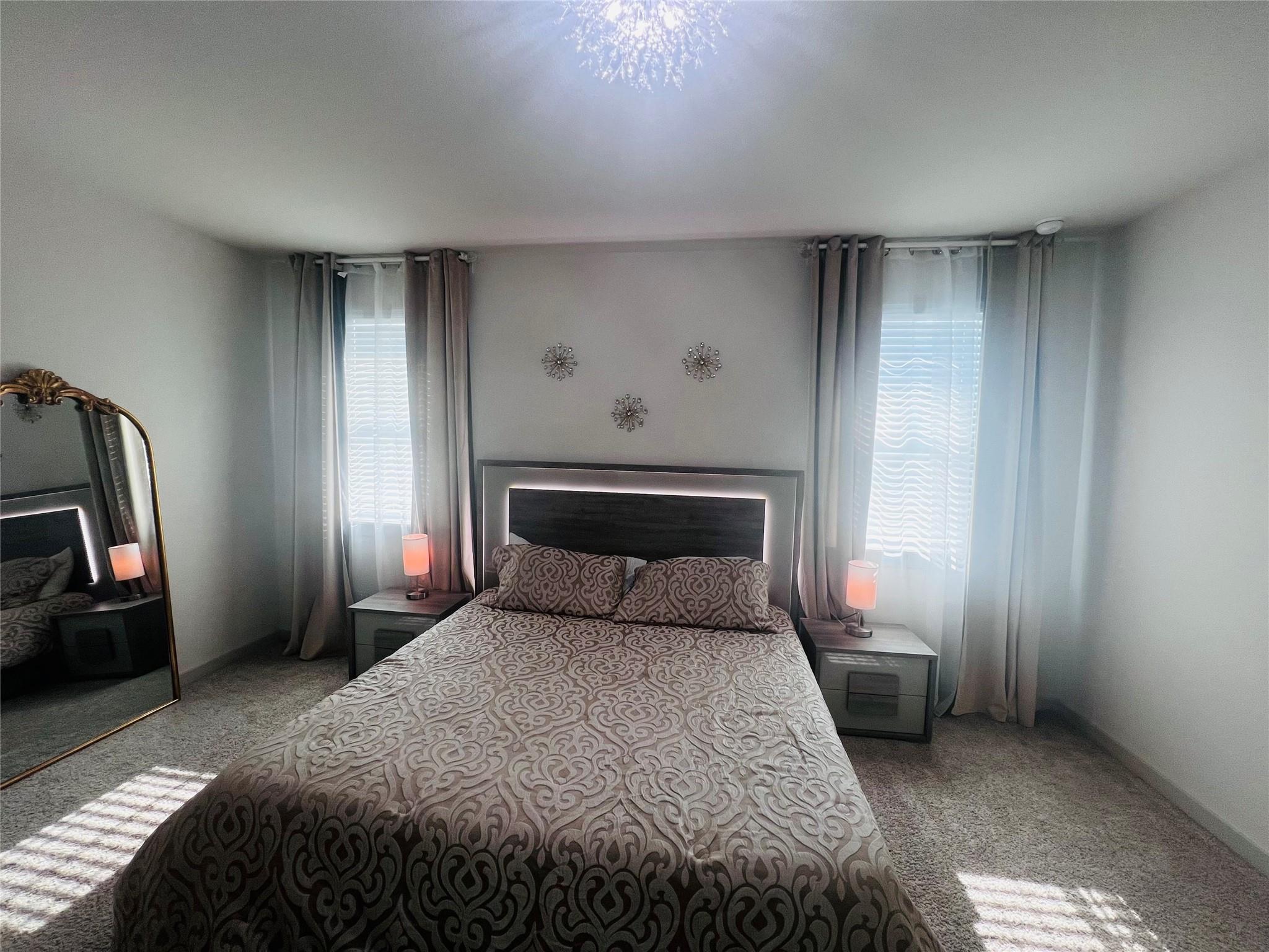 94 Barton Creek Ln, Hutto, TX 78634