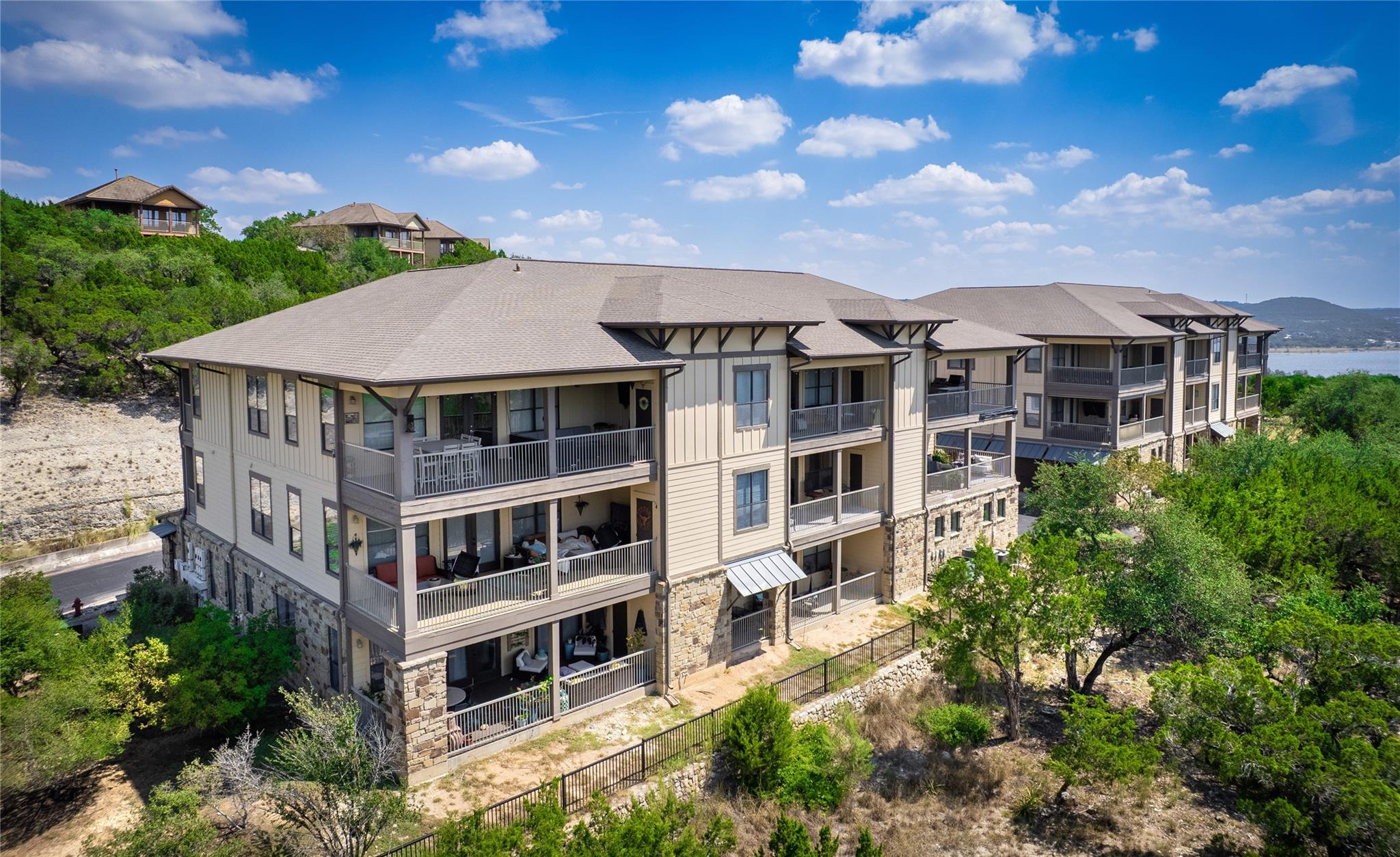 17808 Maritime Point Pt # 202, Jonestown, TX 78645
