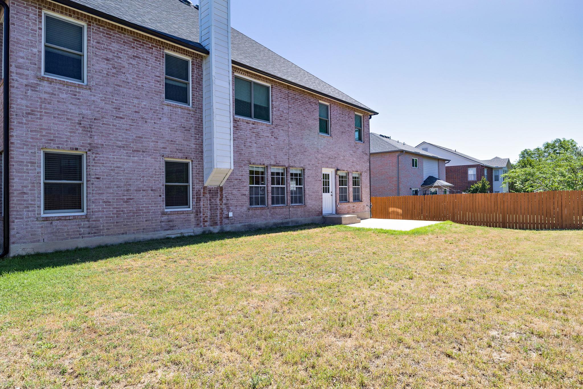 1221 Faber Dr, Pflugerville, TX 78660