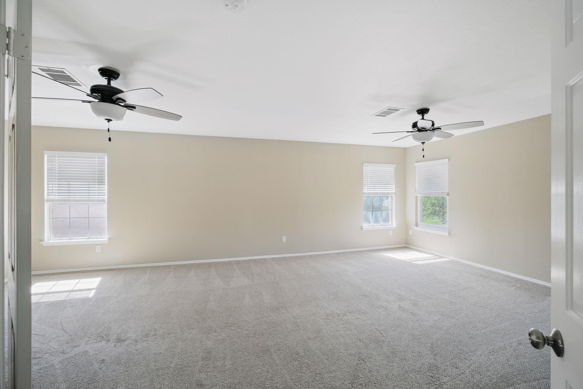 1221 Faber Dr, Pflugerville, TX 78660