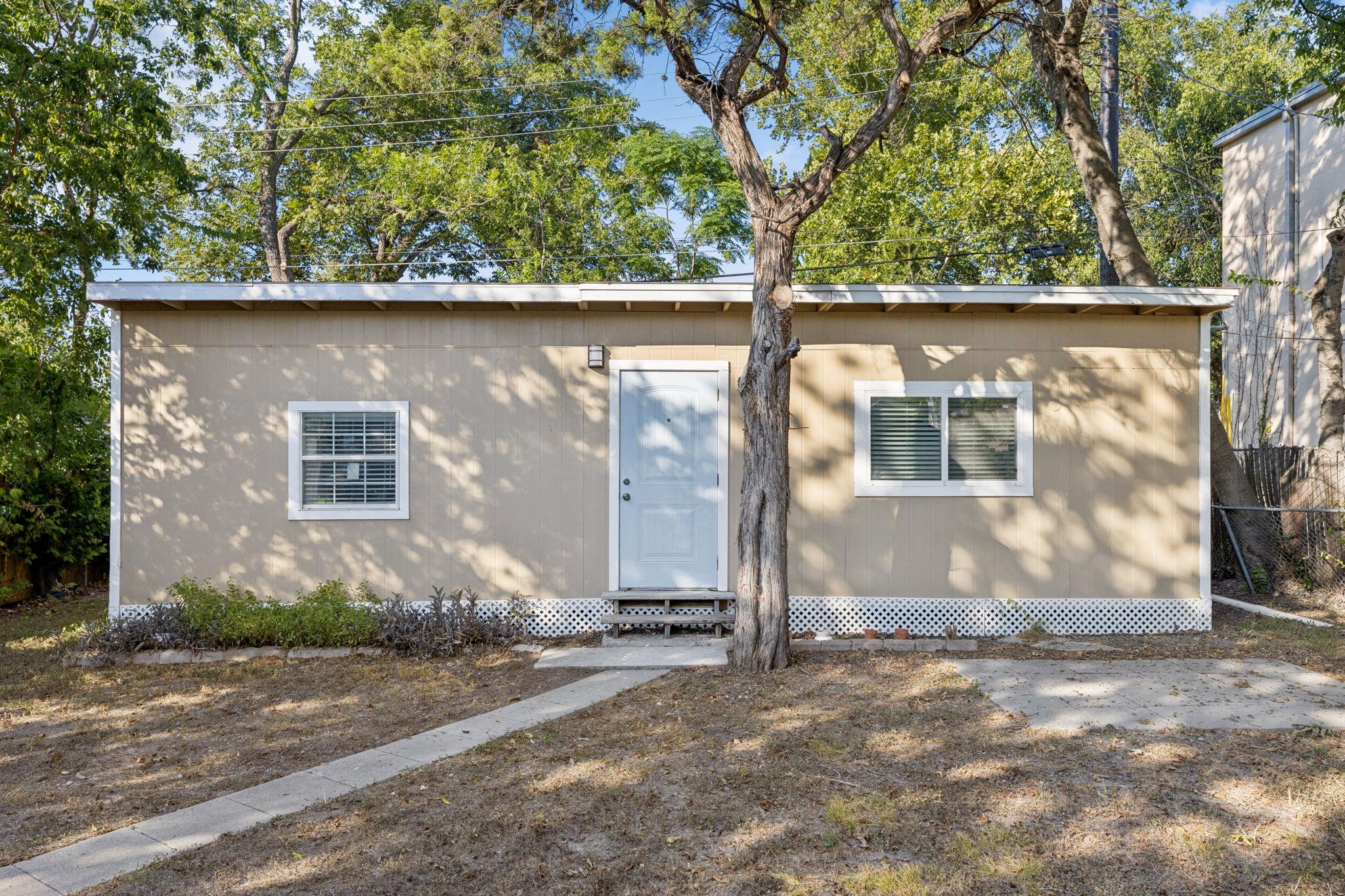 118 Frederick St, Austin, TX 78704