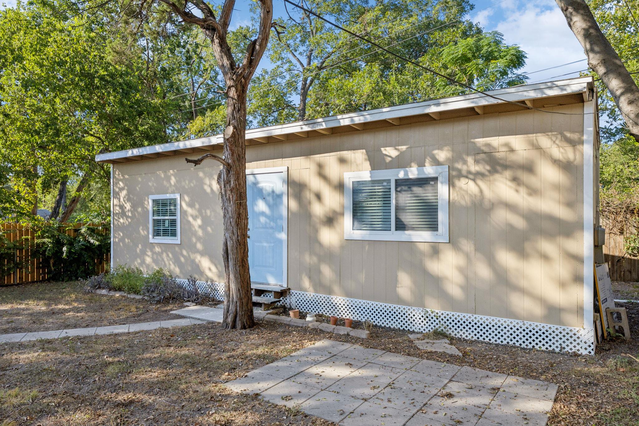 118 Frederick St, Austin, TX 78704