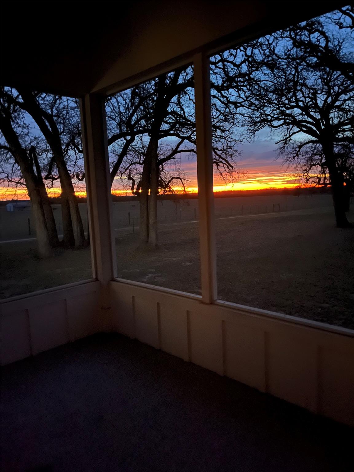 1145 W County Road 415, Lexington, TX 78947