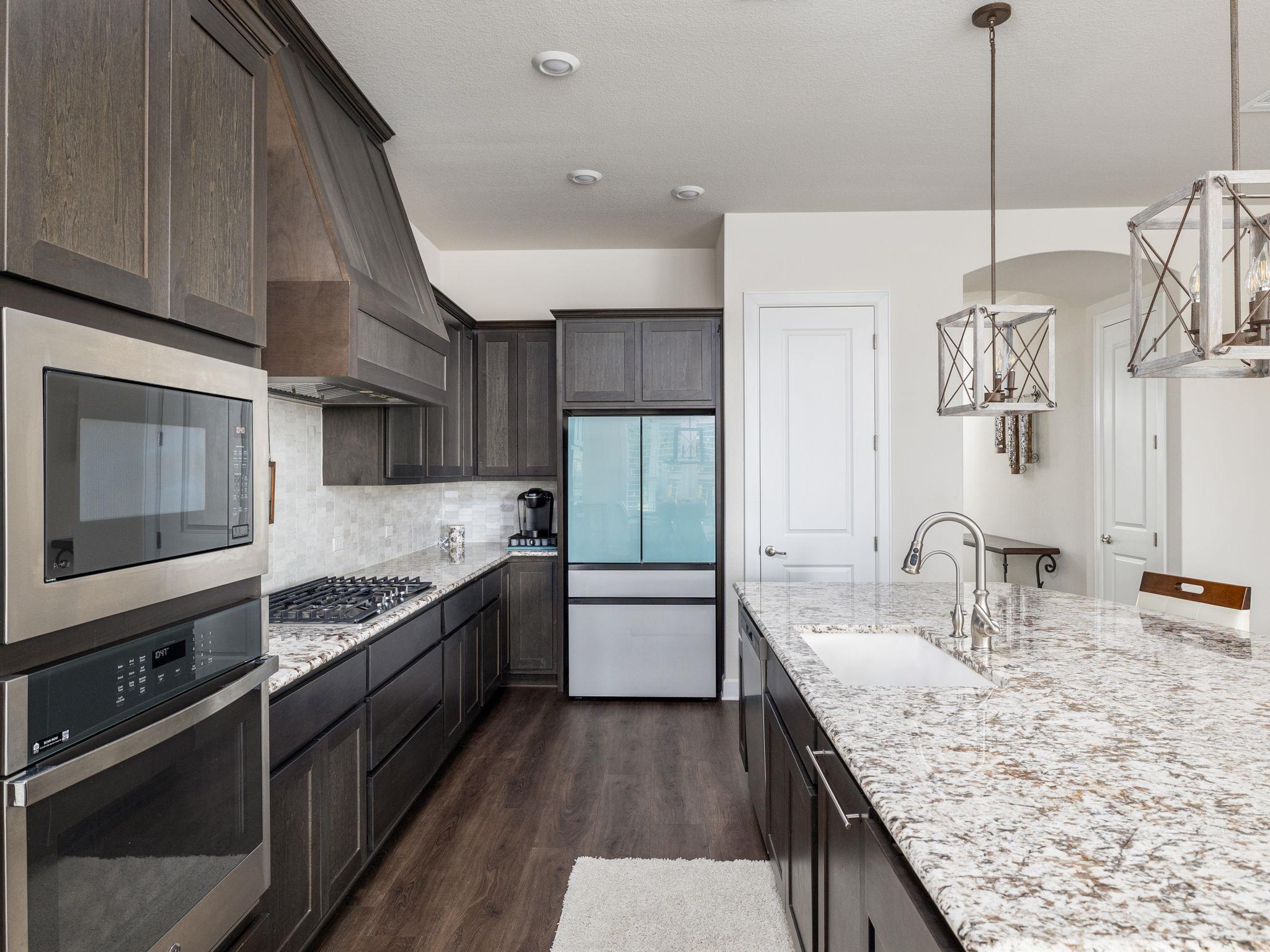 1145 W County Road 415, Lexington, TX 78947