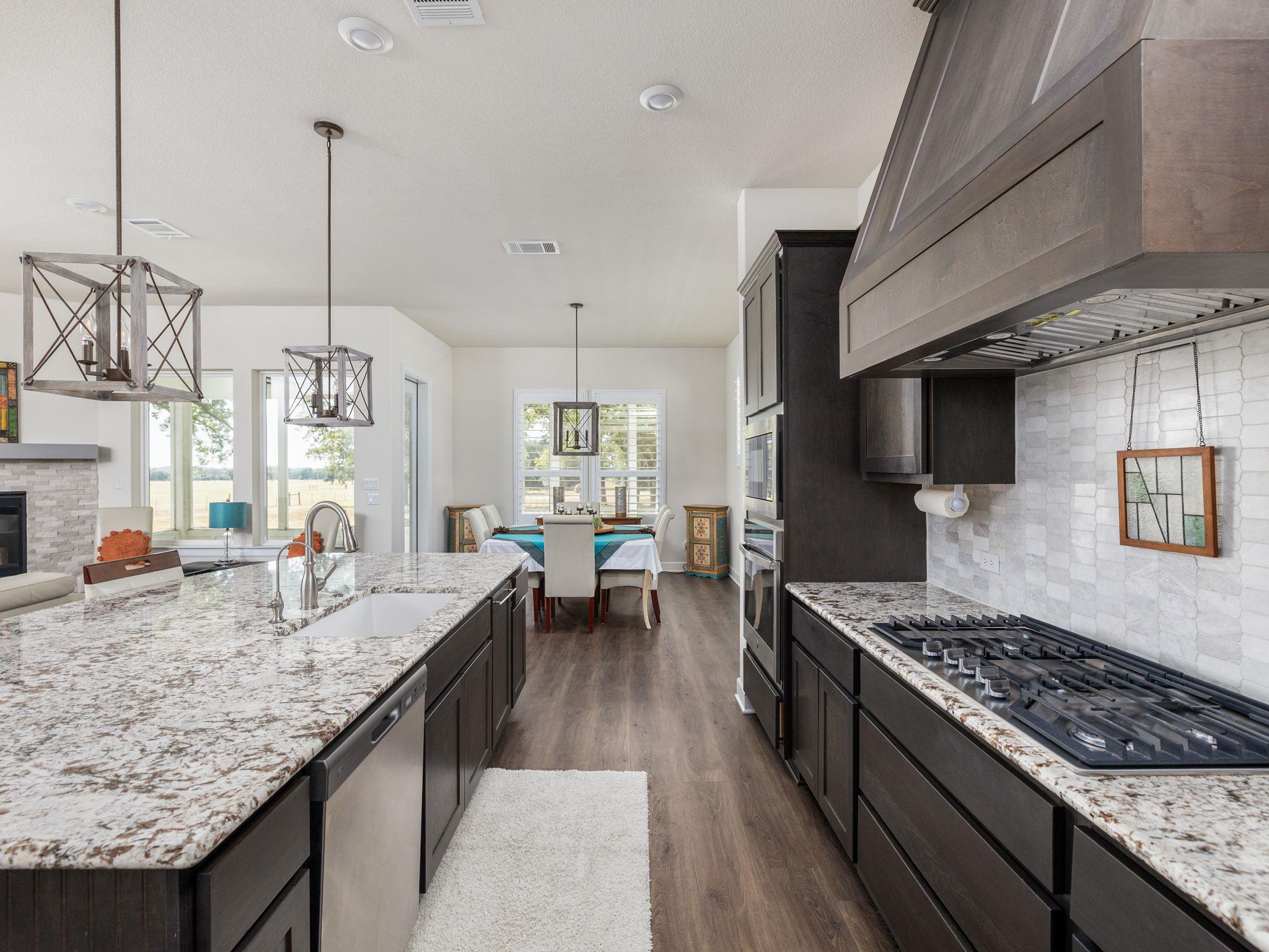 1145 W County Road 415, Lexington, TX 78947