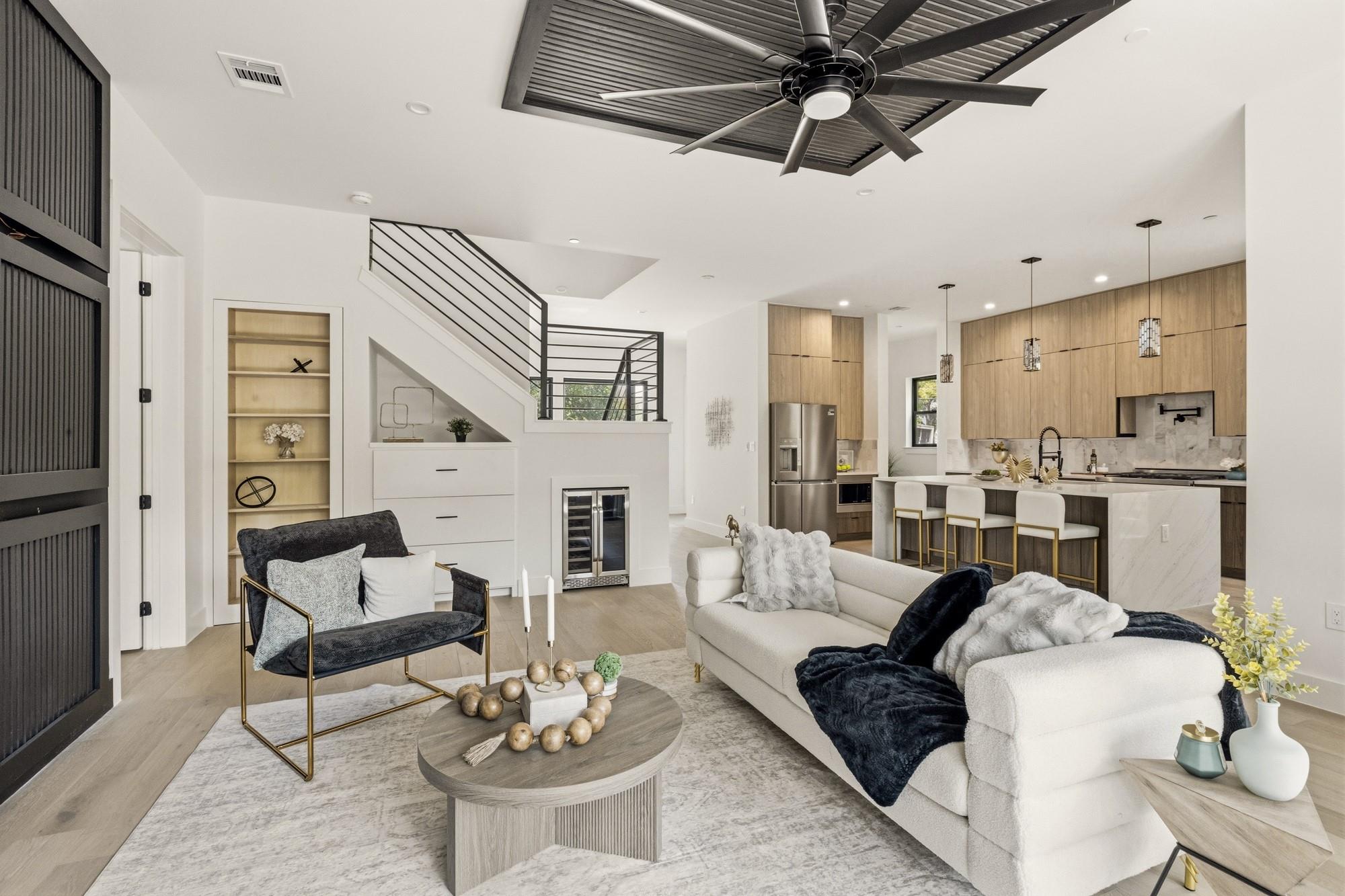 2300 Bluebonnet Ln, Austin, TX 78704