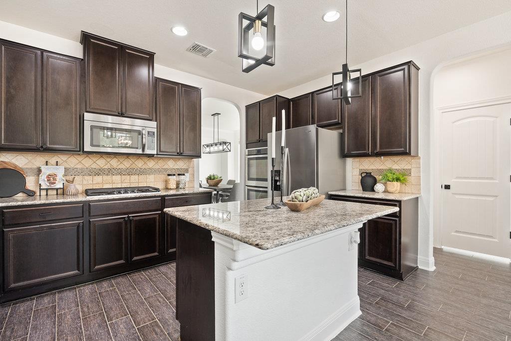 515 Westbury Ln, Georgetown, TX 78633