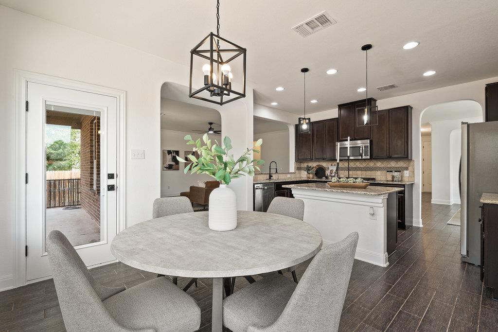 515 Westbury Ln, Georgetown, TX 78633