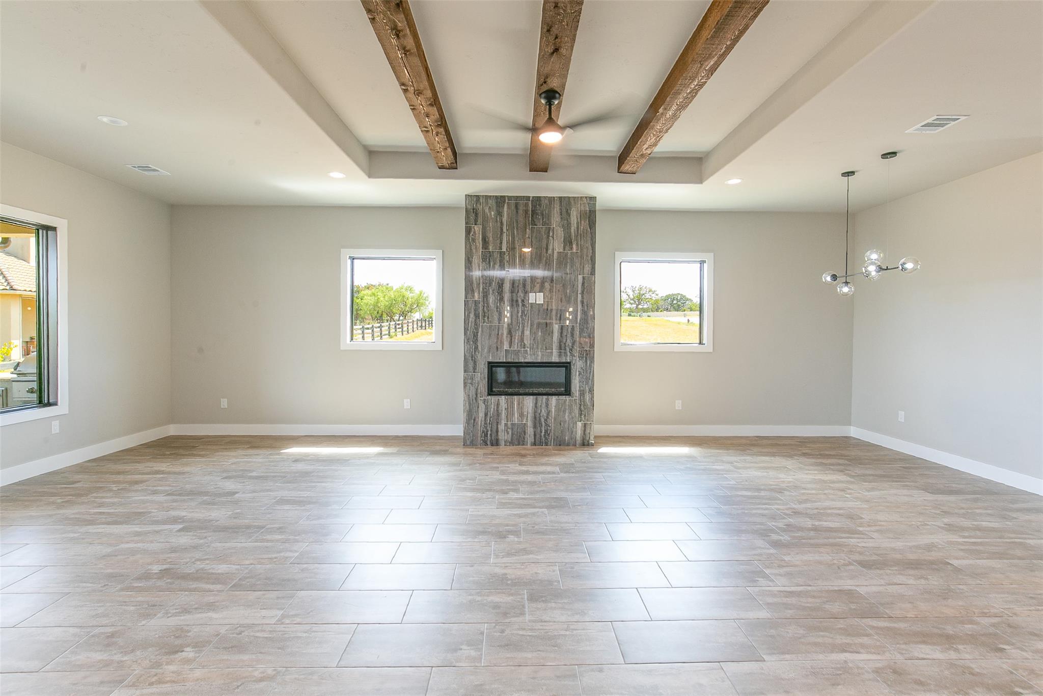 1824 Art Adams Way, Spicewood, TX 78669