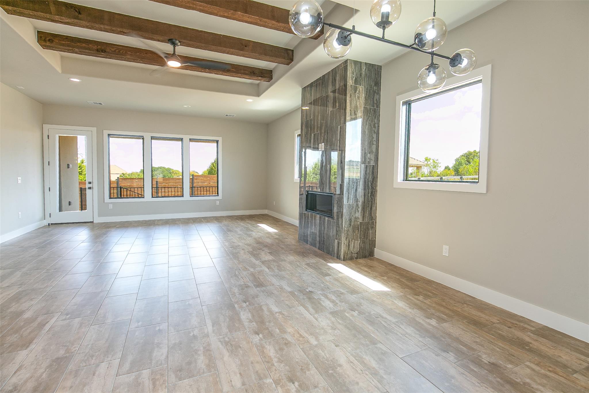 1824 Art Adams Way, Spicewood, TX 78669