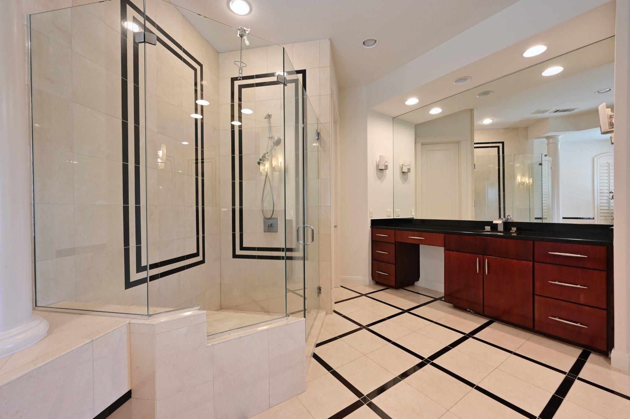 405 Barrett Ln # 1, Austin, TX 78733