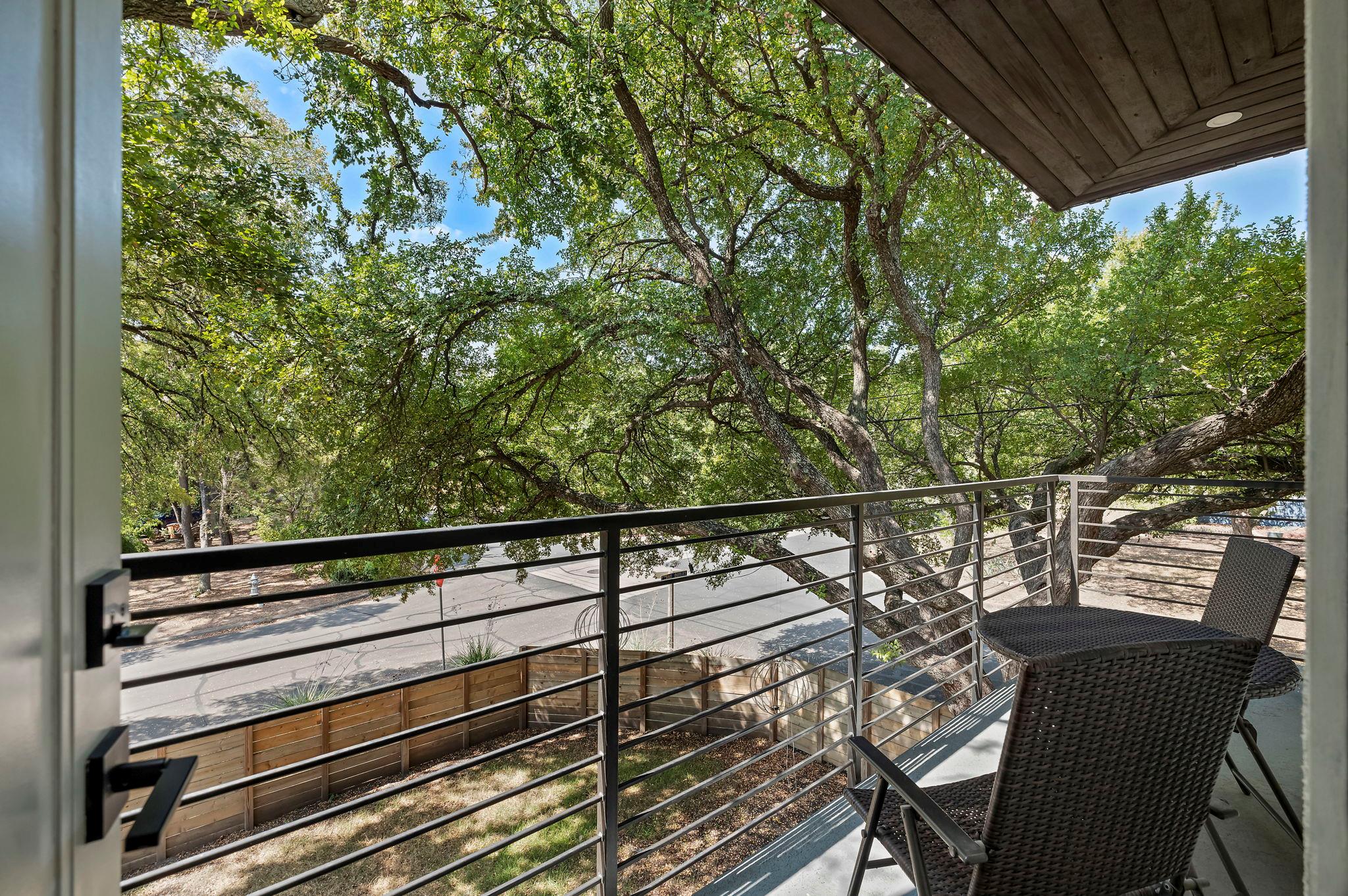 910 Nalide St # B, Austin, TX 78745