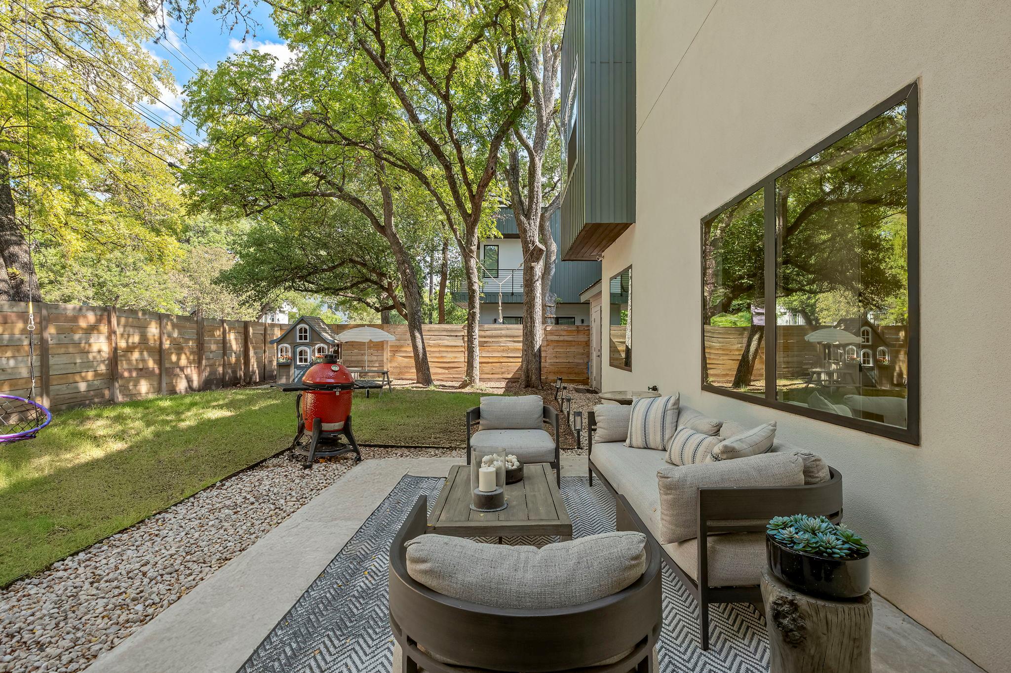 910 Nalide St # B, Austin, TX 78745