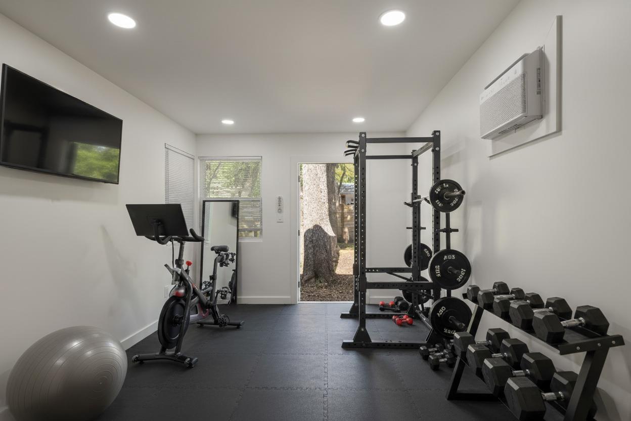 910 Nalide St # B, Austin, TX 78745