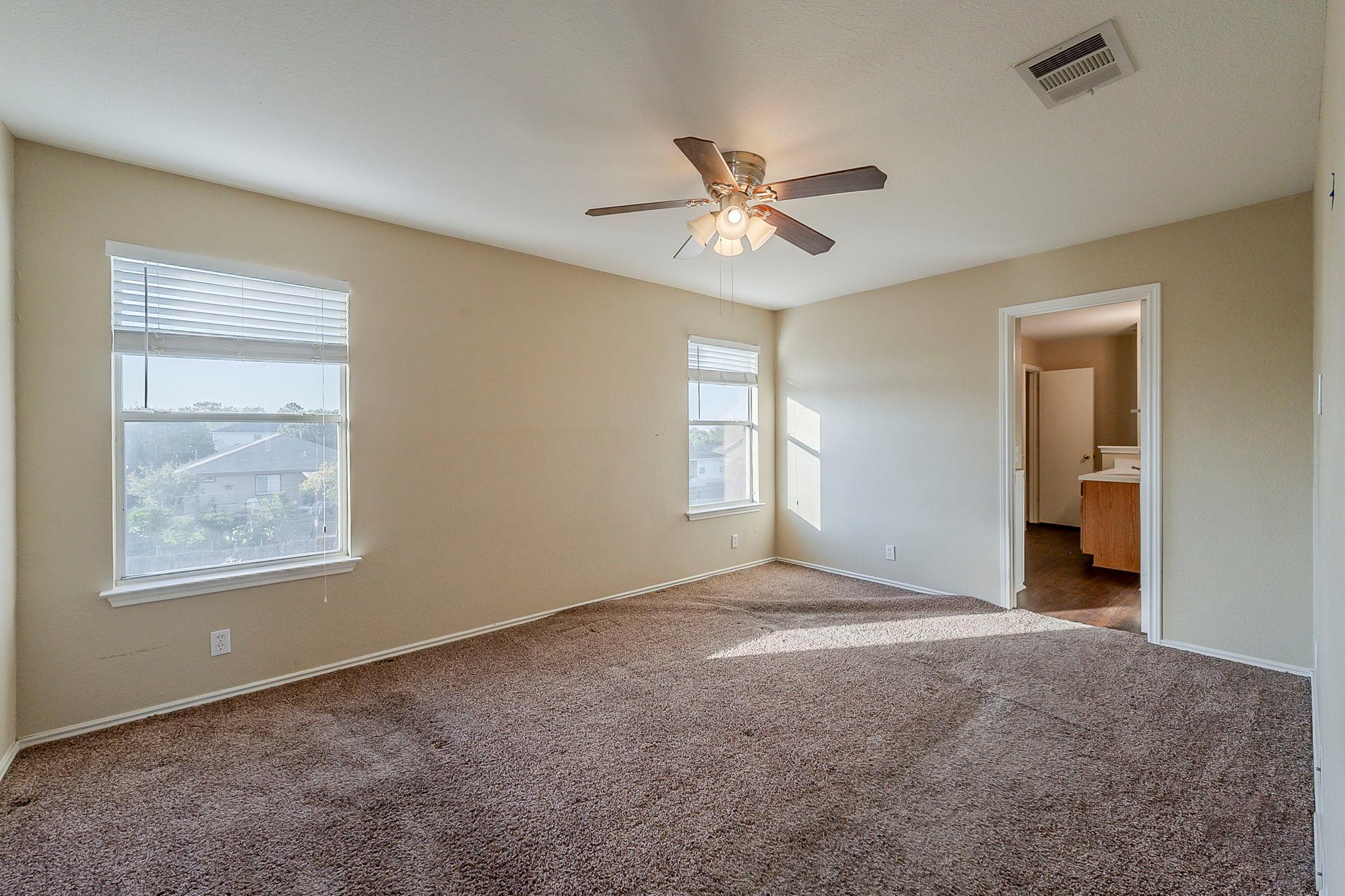 256 Musgrav, Kyle, TX 78640