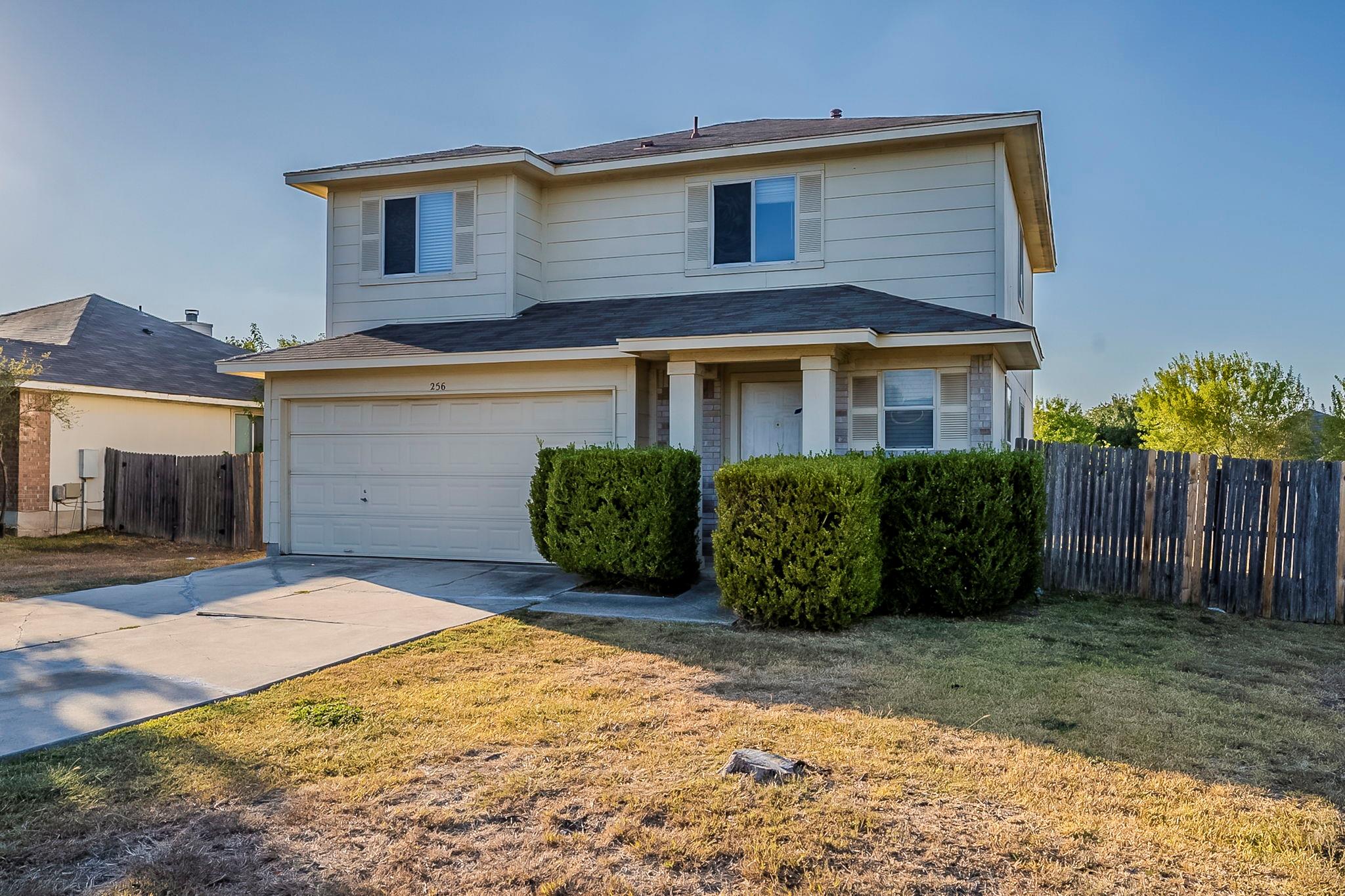 256 Musgrav, Kyle, TX 78640