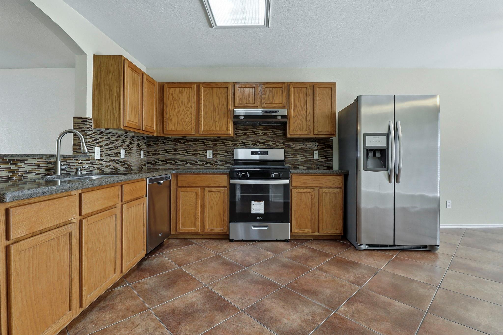 216 Fall Creek Dr, Kyle, TX 78640