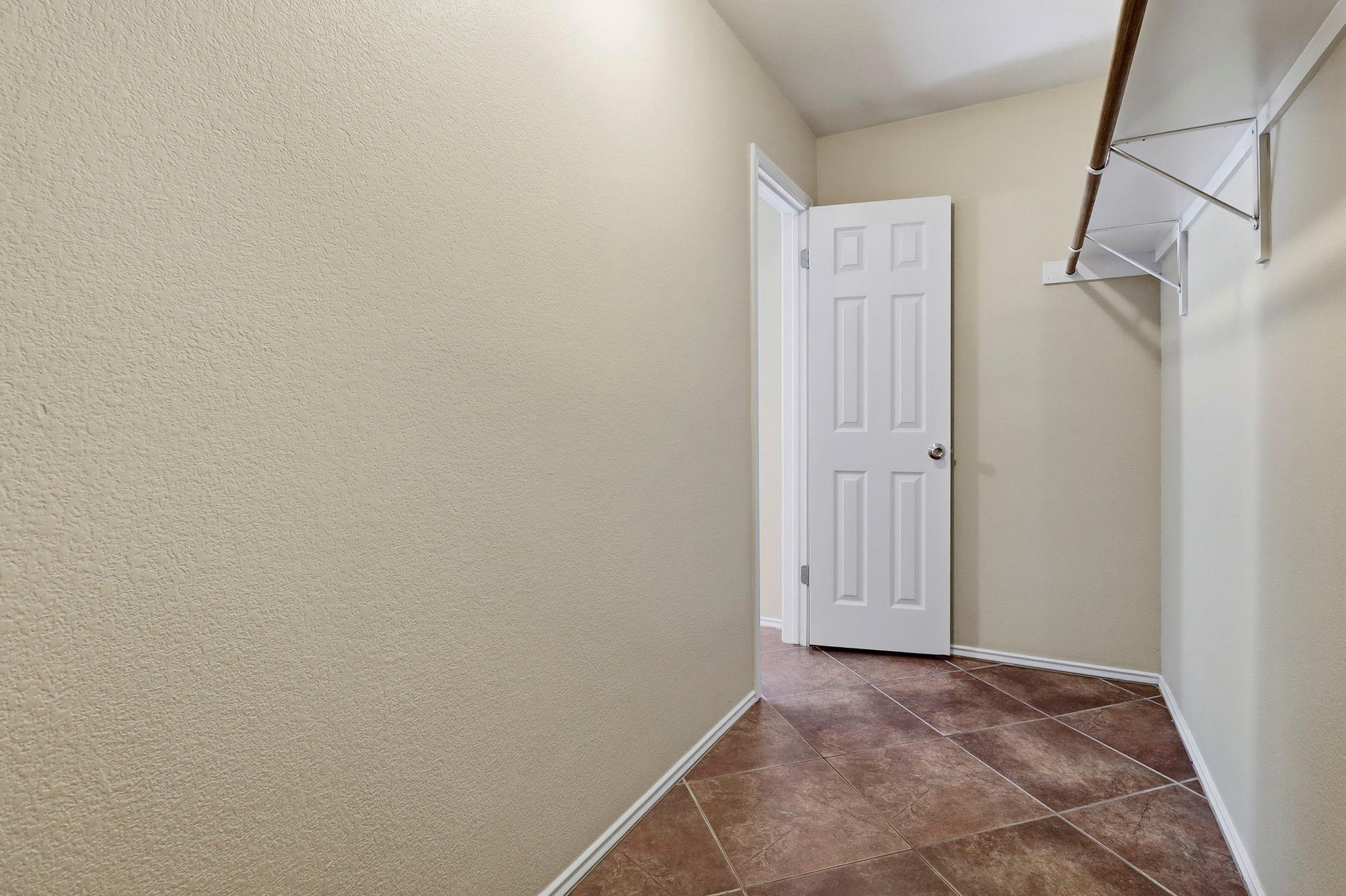 216 Fall Creek Dr, Kyle, TX 78640