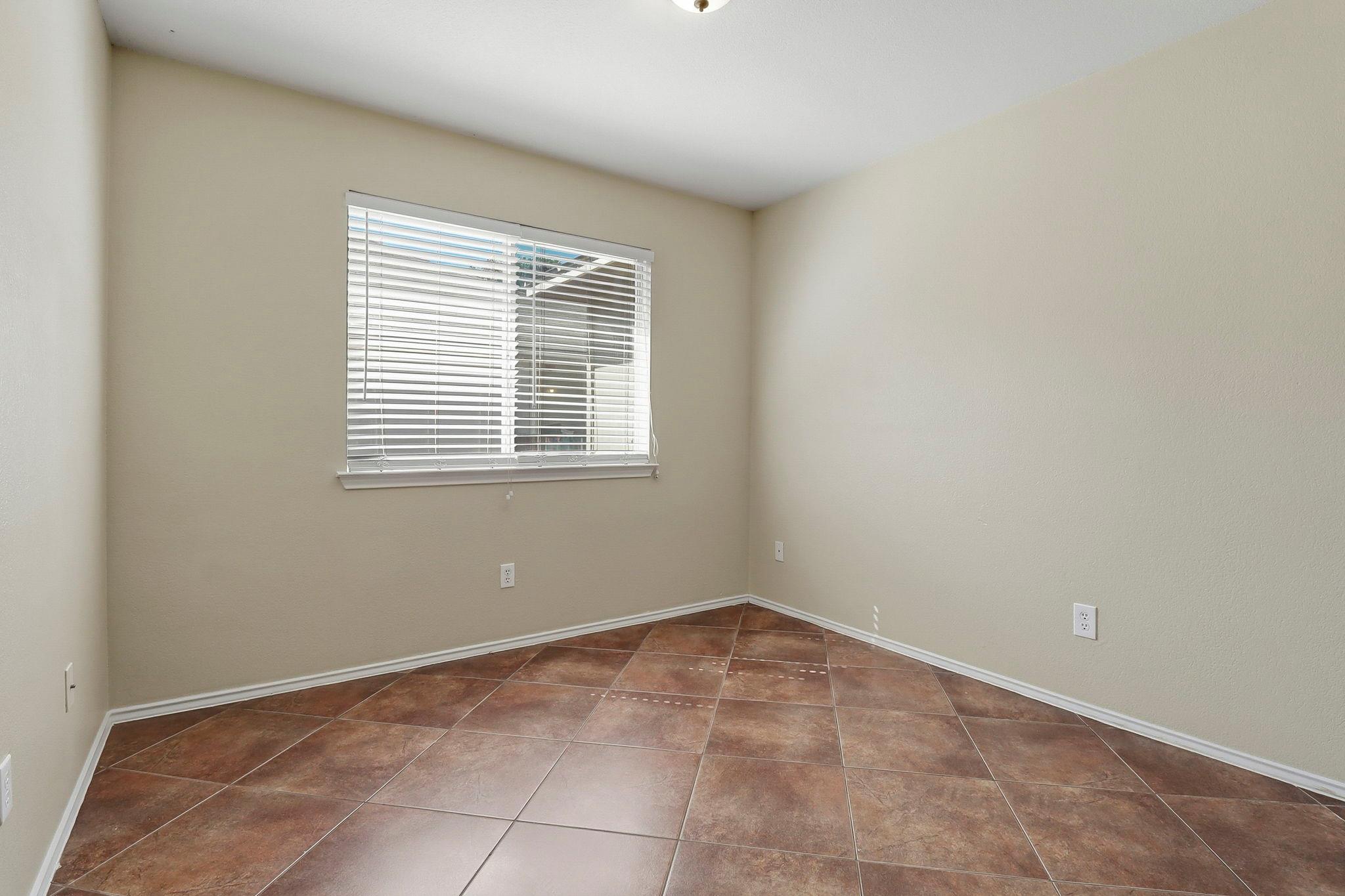 216 Fall Creek Dr, Kyle, TX 78640