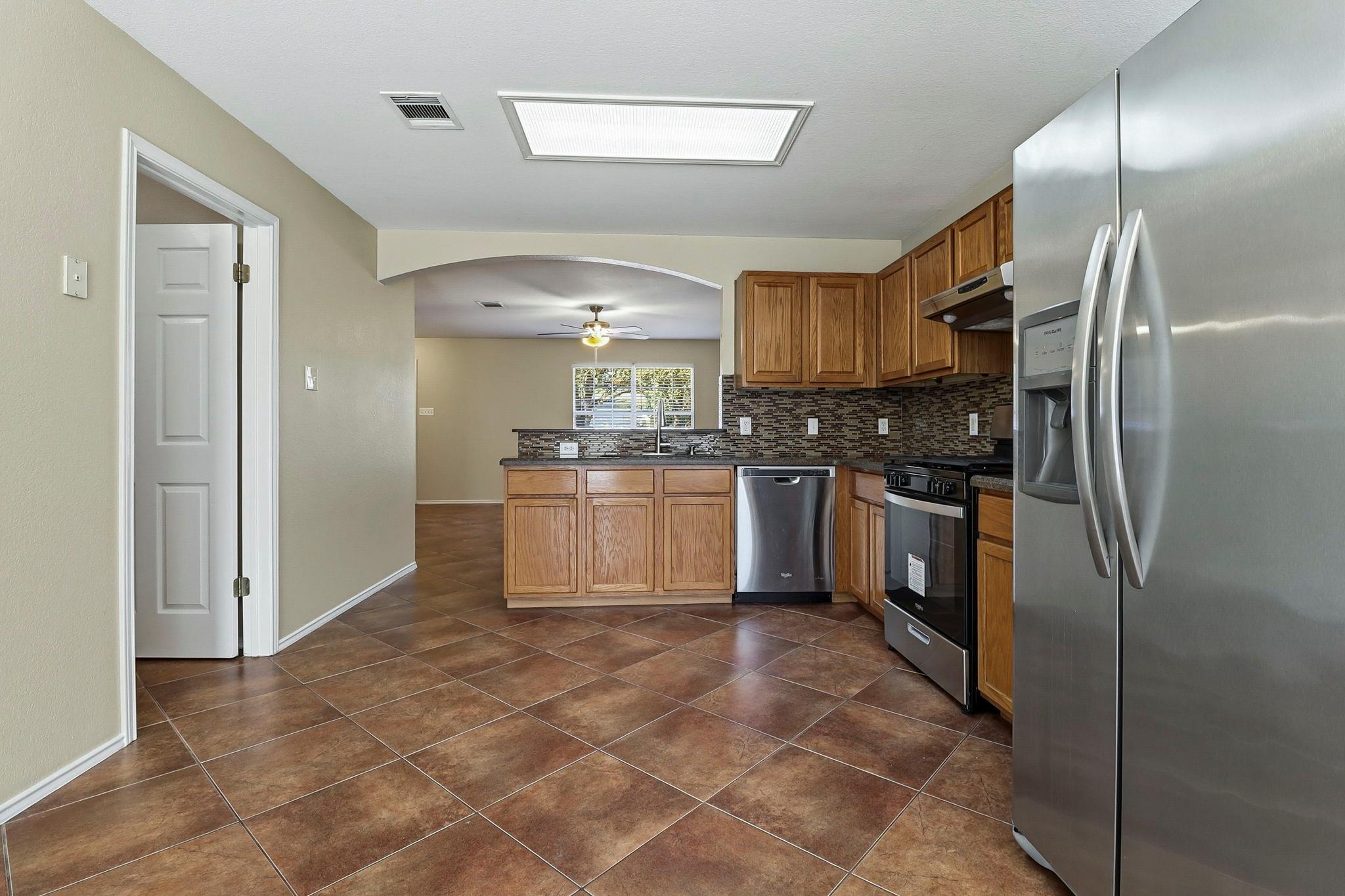 216 Fall Creek Dr, Kyle, TX 78640