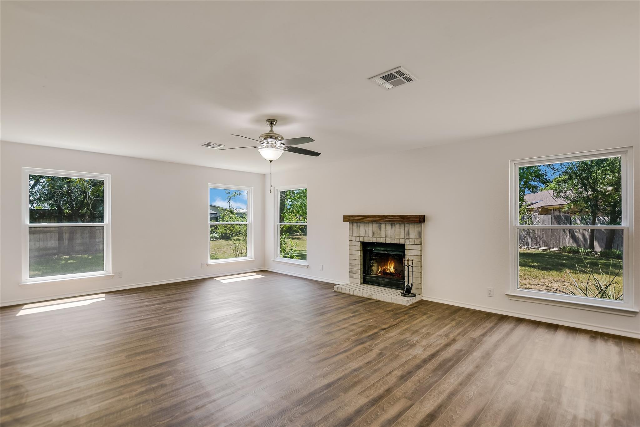 1011 Hayden Way, Round Rock, TX 78664