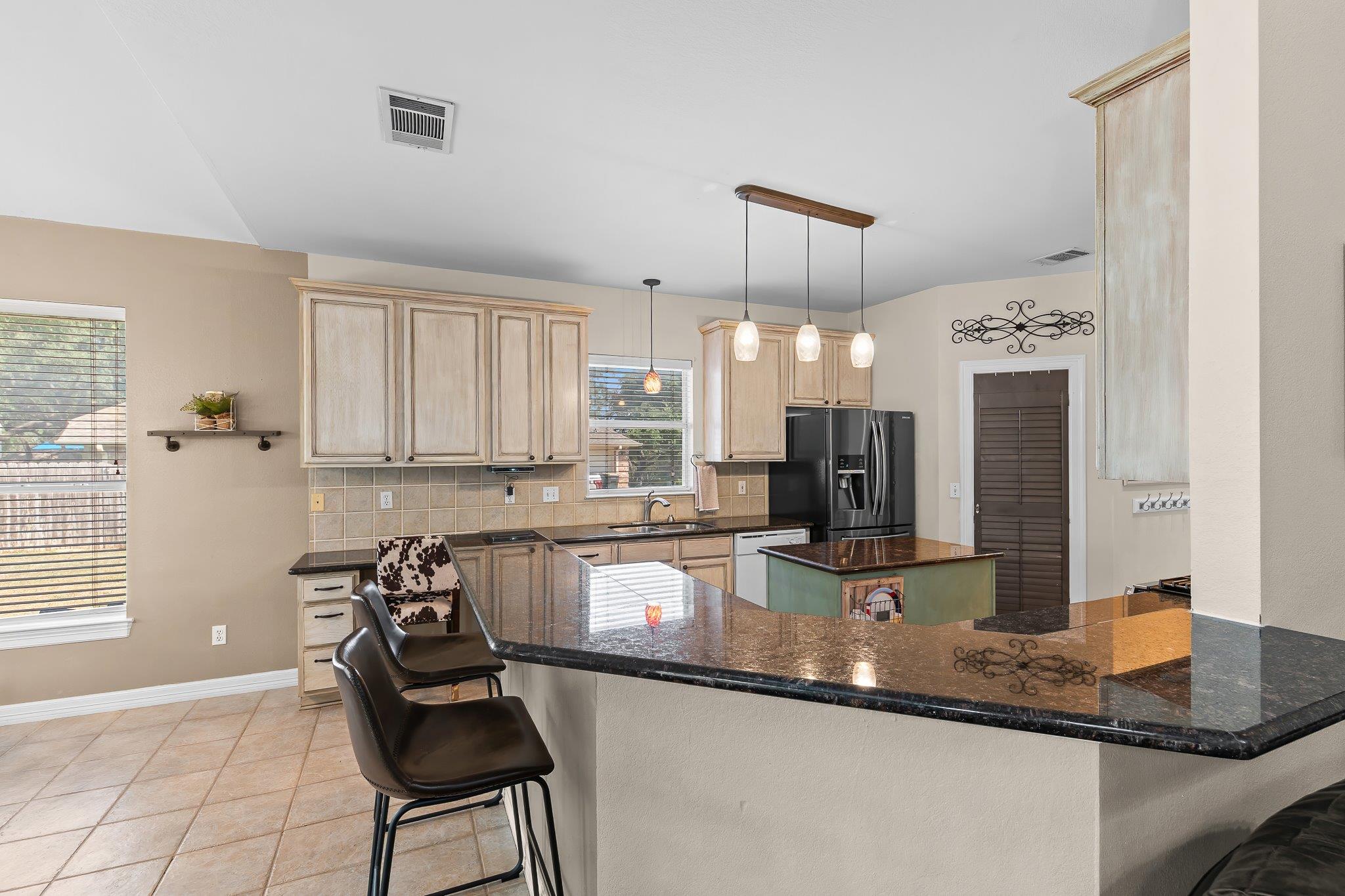 305 River Ridge Dr, Georgetown, TX 78628