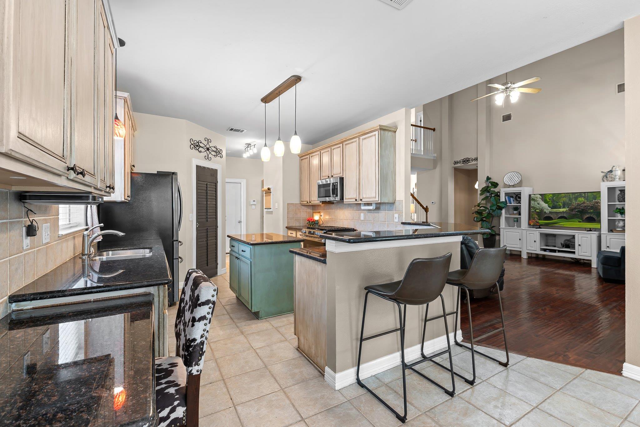 305 River Ridge Dr, Georgetown, TX 78628