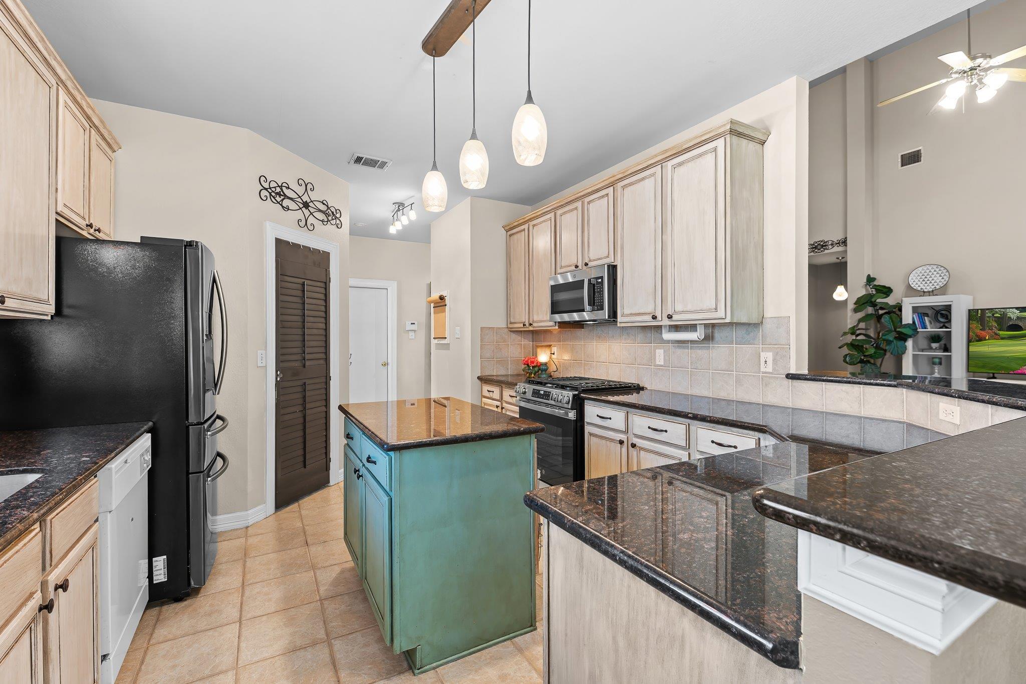 305 River Ridge Dr, Georgetown, TX 78628