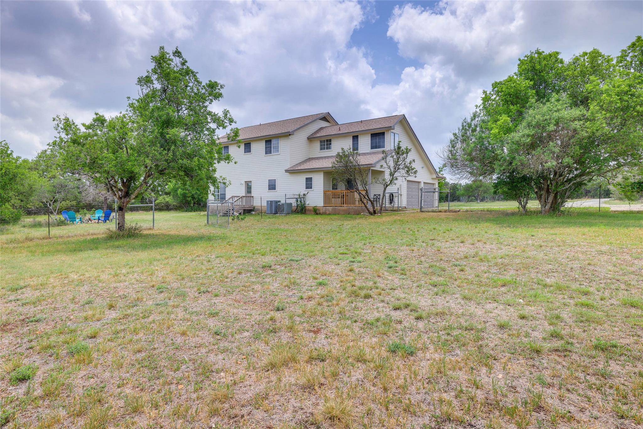 109 Rimrock Ln, San Marcos, TX 78666
