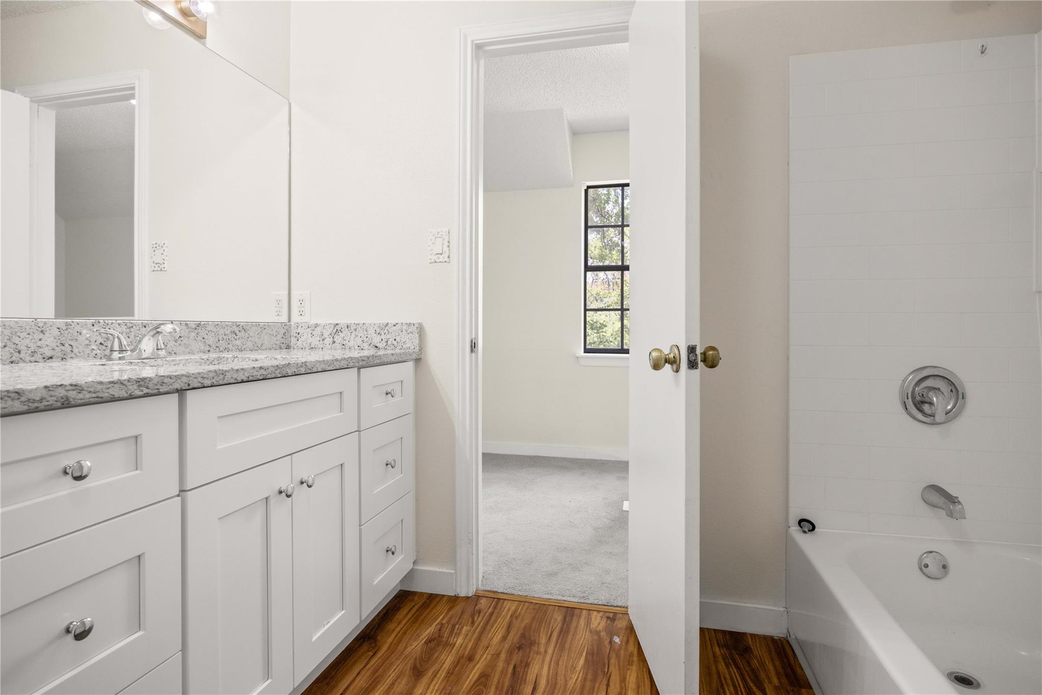 39 La Buena Vista Dr, Wimberley, TX 78676